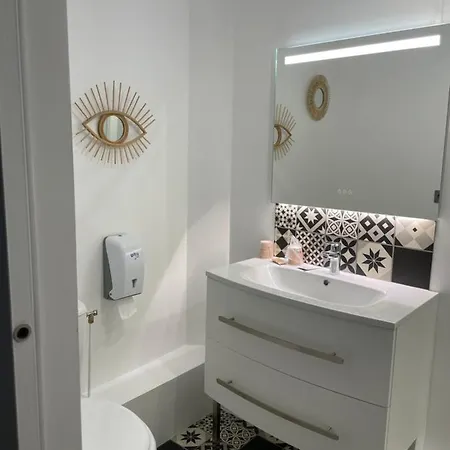 De Charme Equinoxe Hotel 2*