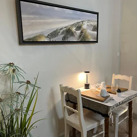 De Charme Equinoxe 2*