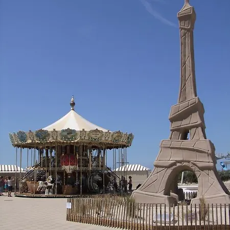 De Charme Equinoxe 2* Le Touquet