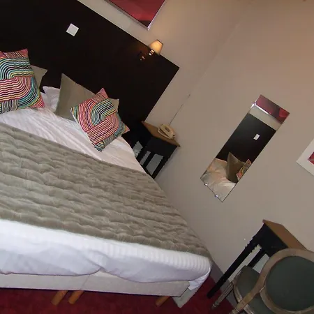 De Charme Equinoxe 2*